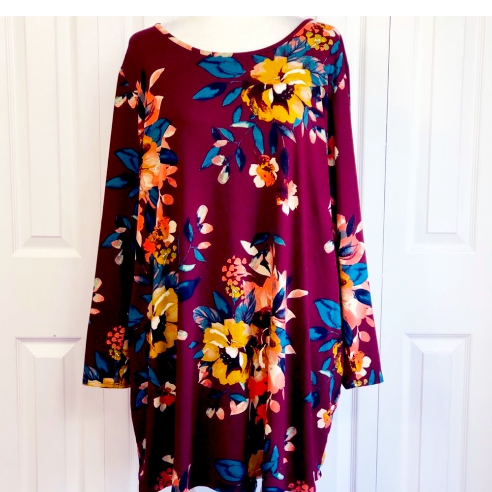 Sweet Pea 3XL Colorful Burgundy Floral Print Tunic w/ Pockets